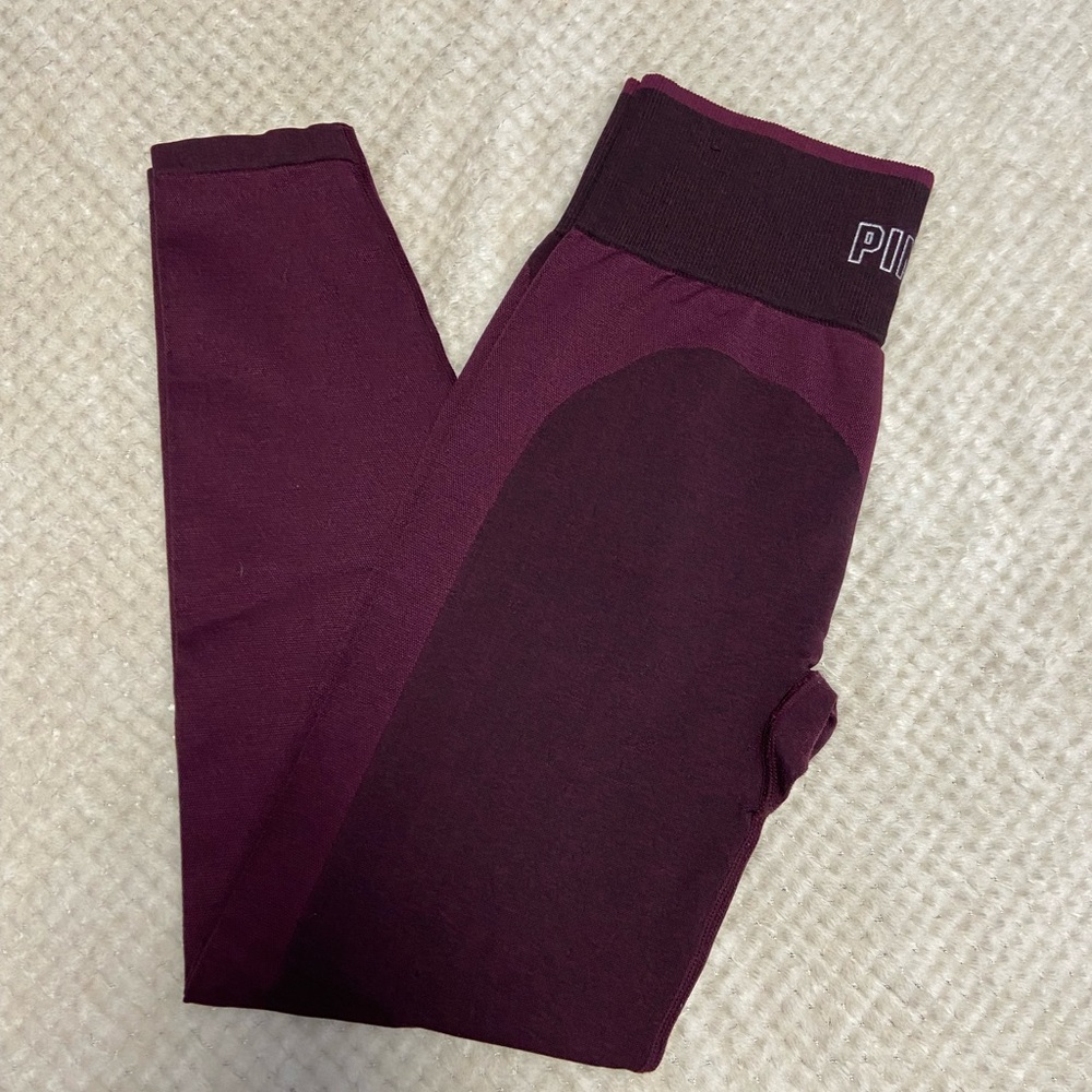 VS seamless leggings medium